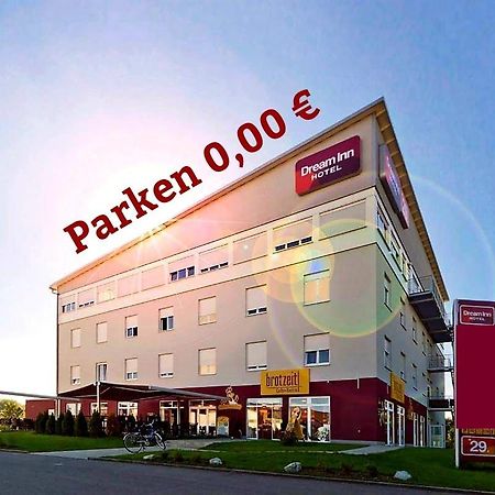 Dream Inn Hotel Regensburg Ost 외부 사진